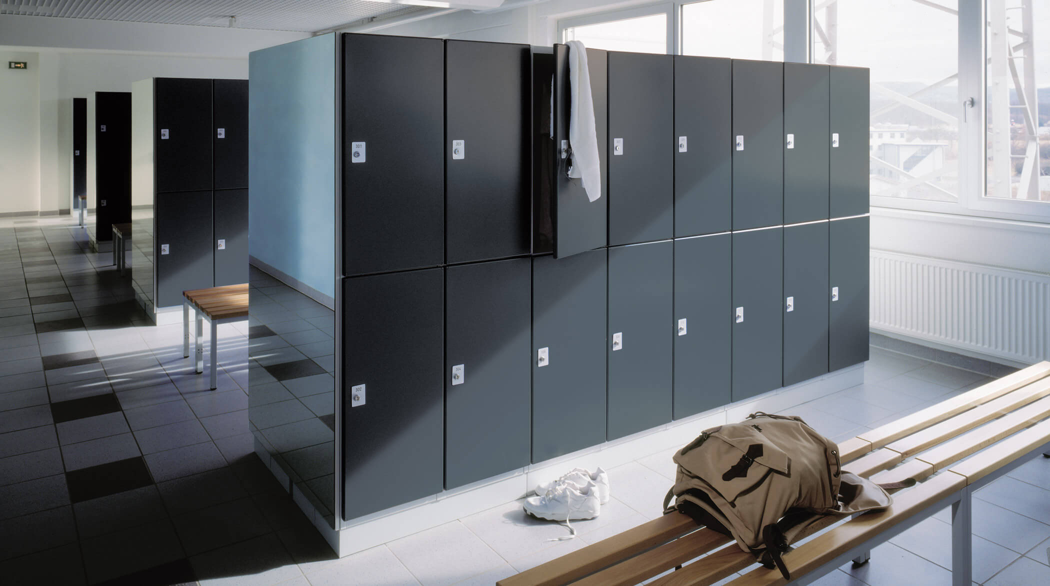 Deposit compartments